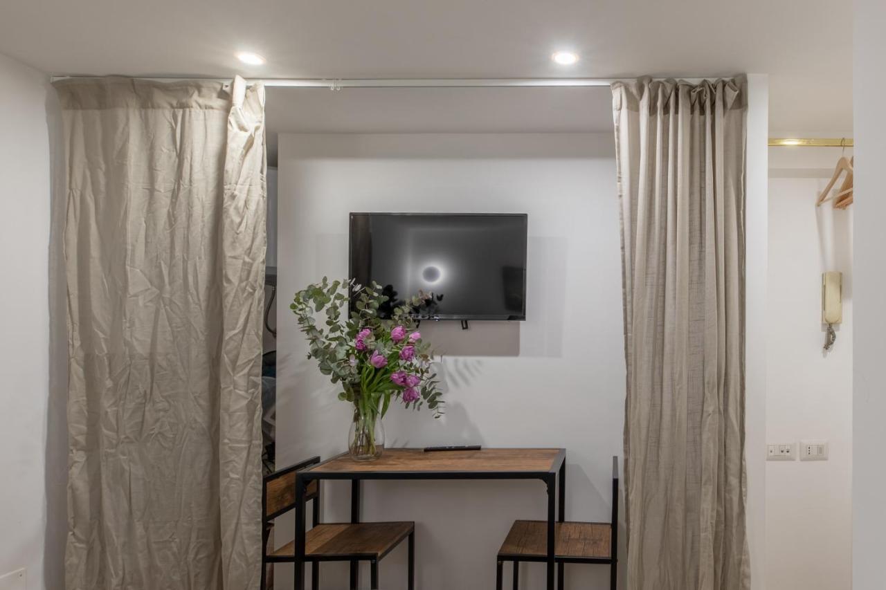 Iflat Small Studio In The Heart Of Trastevere Apartment Рим Екстериор снимка